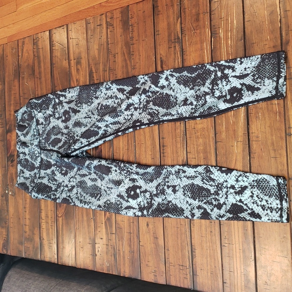 Carbon38 Snake Holographic Leggings - image 4